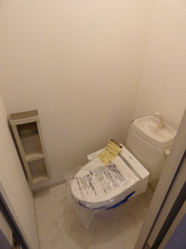 トイレ　別部屋参考写真