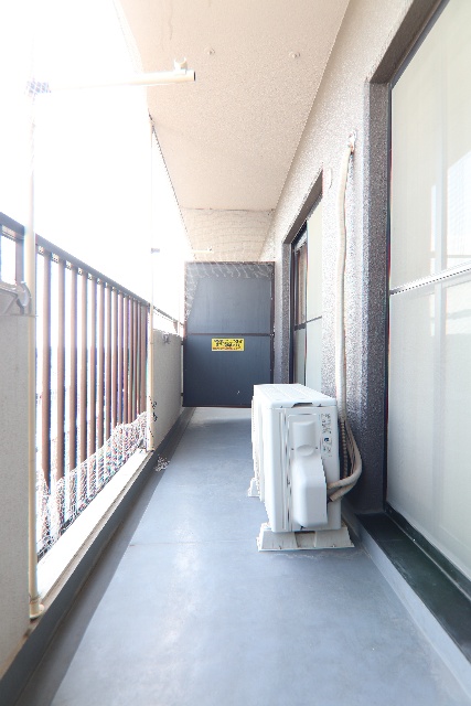 バルコニー　別室の参考写真です。※現況優先
