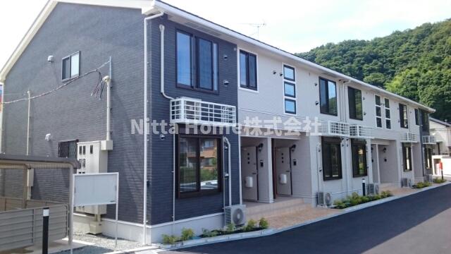 建物外観　浴室乾燥や独立洗髪洗面台など水回りの設備が充実しています◎