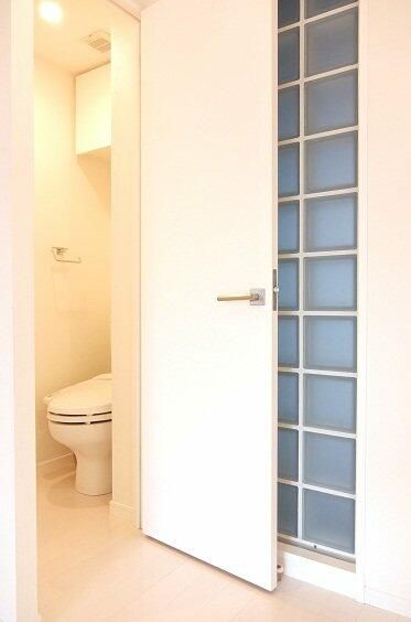 トイレ　落ち着いたトイレです