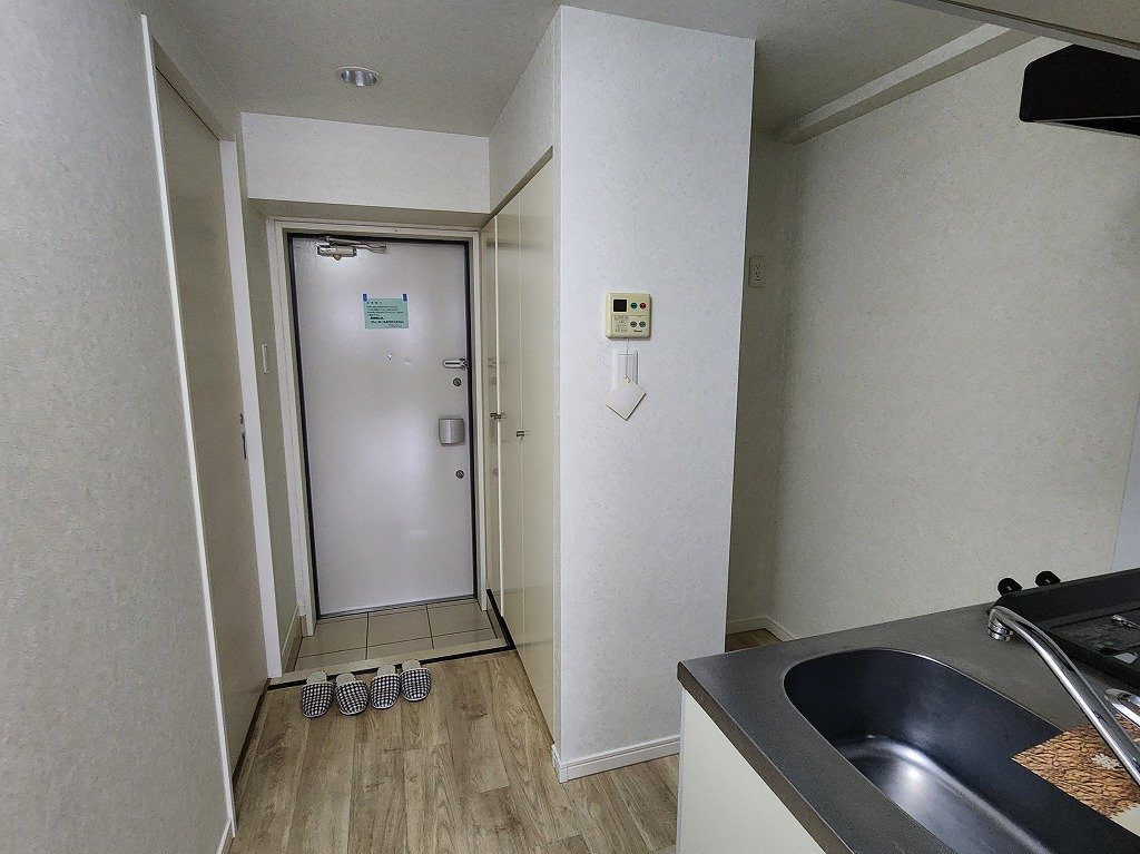 その他設備　写真右奥が冷蔵庫スペース