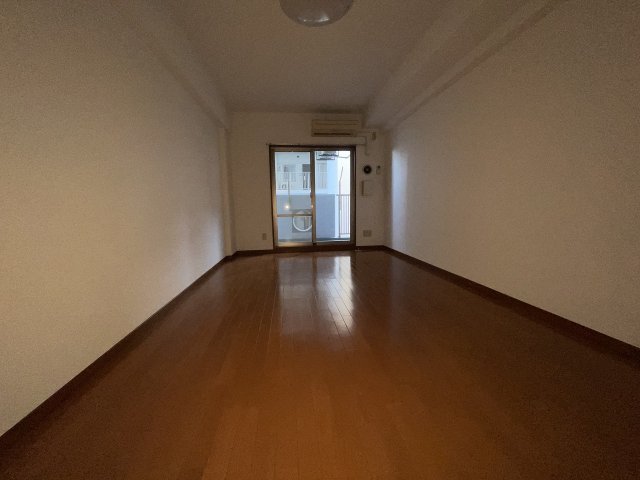 居室・リビング　使いやすい居間です