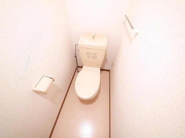 トイレ　コンパクトで使いやすいトイレです