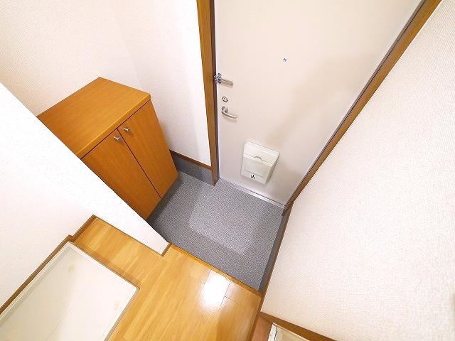 玄関　落ち着いた玄関です