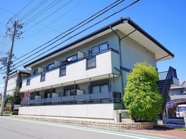 建物外観　外観は落ち着いています