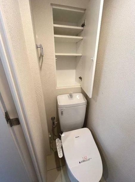 トイレ　■温水洗浄便座