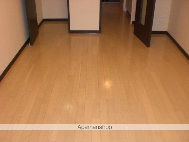レオネクストルナの居間写真