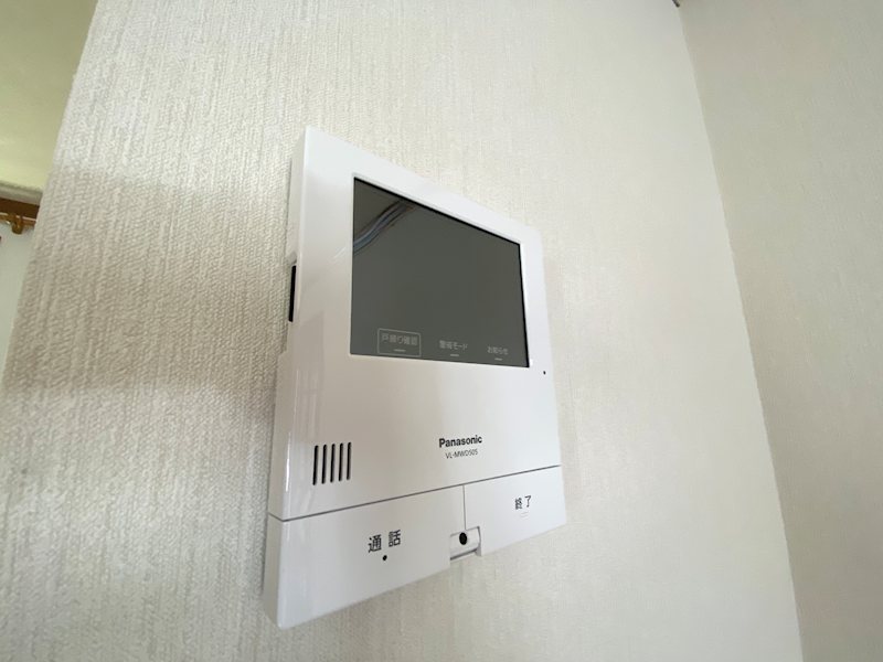 セキュリティ　モニター付きインターホン