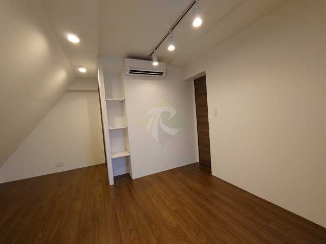 LEGALAND早稲田鶴巻町の内装写真