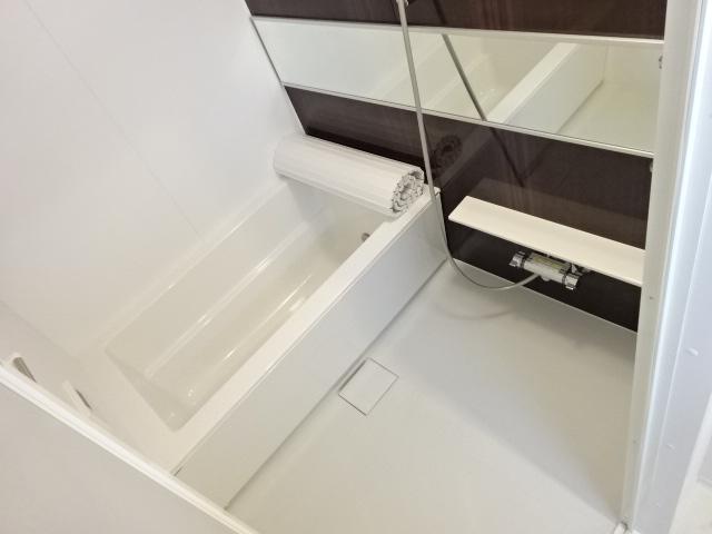 バス・シャワールーム　UB1418