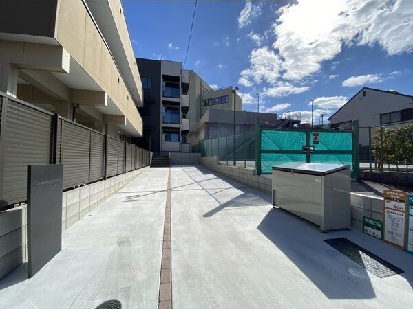名鉄瀬戸線 尼ケ坂駅 徒歩6分 3階建 築1年の外観写真