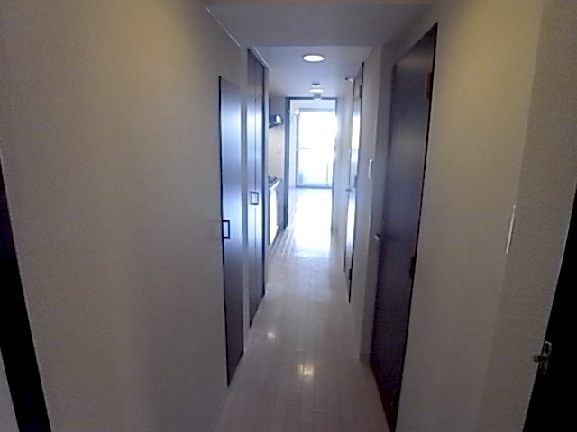 クオーレ三宮弐番館の玄関写真