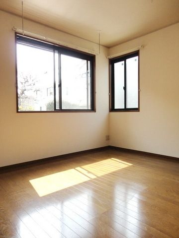 眺望　★明るい角部屋です★
