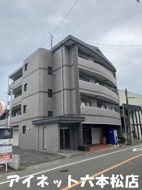セキュリティ　オートロック付きで安心ですね。