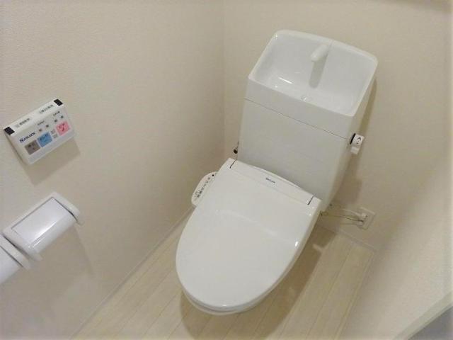 トイレ　トイレ