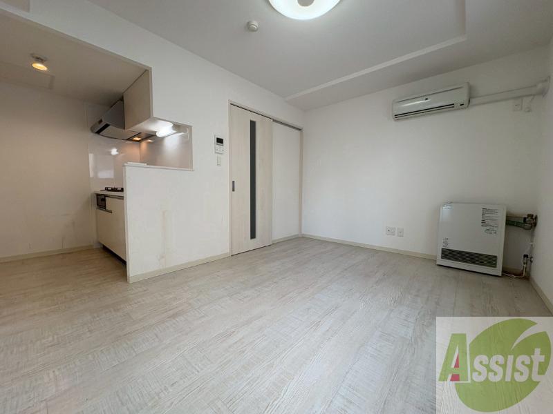 居室・リビング　広くてきれいなリビングです！快適に過ごせそうですね。