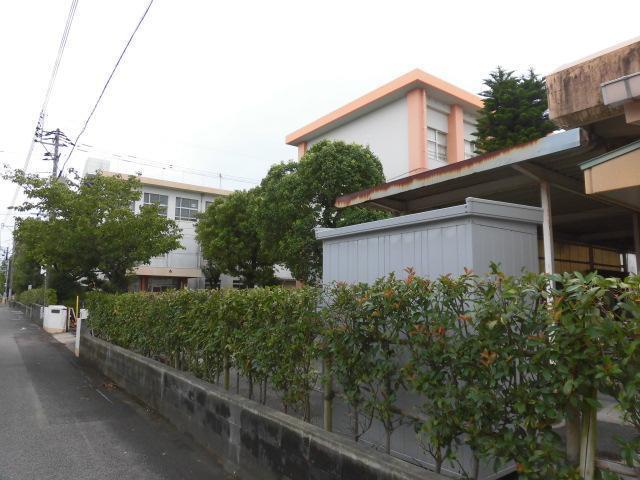 小学校　潮見小学校（小学校）まで950m