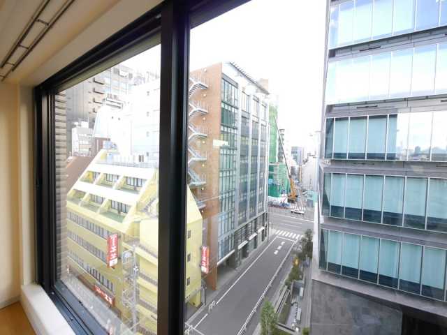 バルコニー　クレアーレ麹町