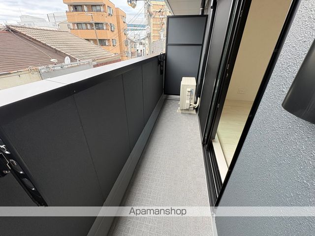 バルコニー