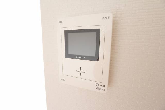セキュリティ　テレビモニターホンが付いて安心ですね。