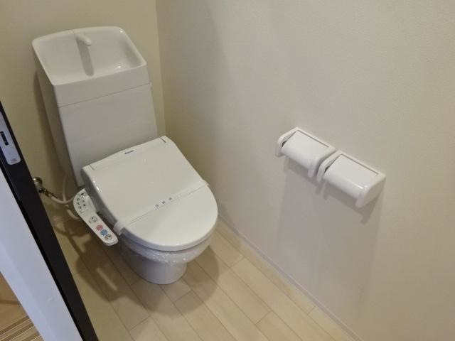 トイレ　シャワー付トイレ