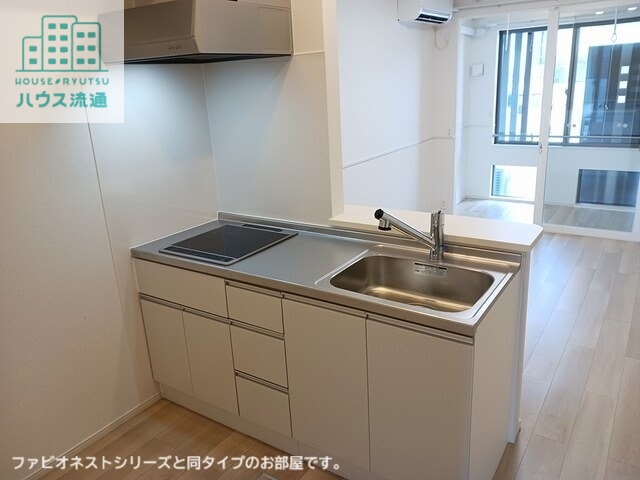 キッチン　※同タイプのお部屋の写真です