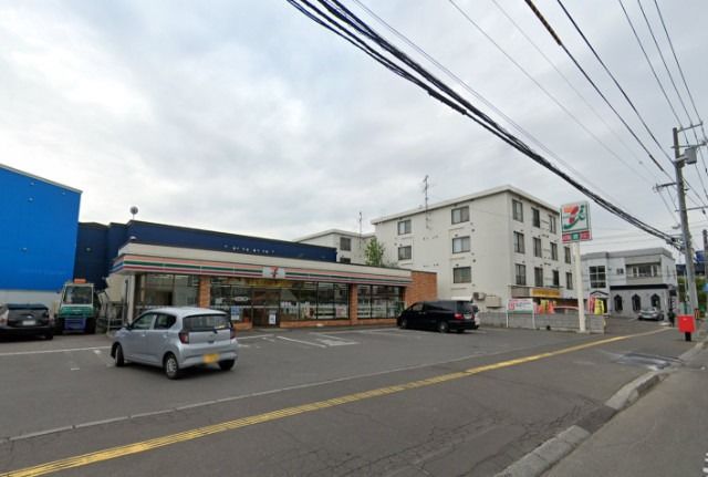 コンビニ　セブンイレブン札幌北39条店（コンビニ）まで278m