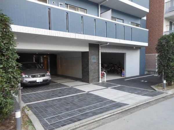 駐車場　名古屋で一番初期費用の安い賃貸専門の不動産会社です(^^)