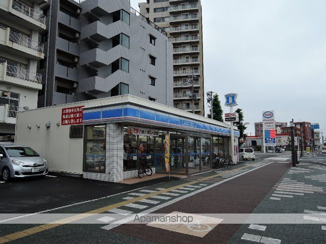 コンビニ　ローソン鹿児島大門口店（コンビニ）まで162m