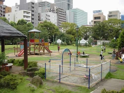 公園　浜町公園（公園）まで230m