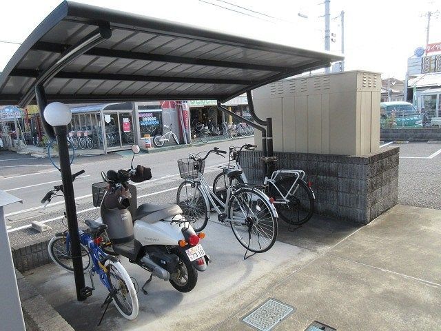 湘南新宿ライン高海 本庄駅 徒歩14分 2階建 築17年の外観写真