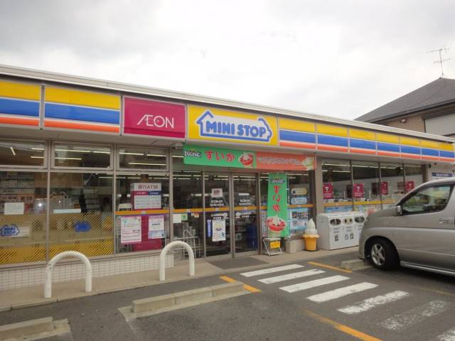 コンビニ　ミニストップ名古屋山花町店（コンビニ）まで304m
