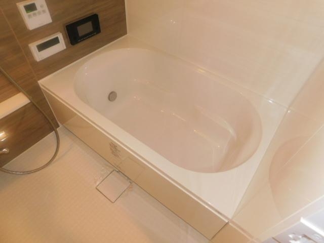 バス・シャワールーム　広い浴室です