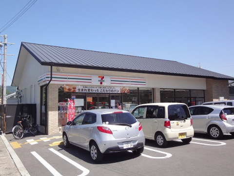 コンビニ　セブンイレブン 下鴨水口町店（コンビニ）まで208m