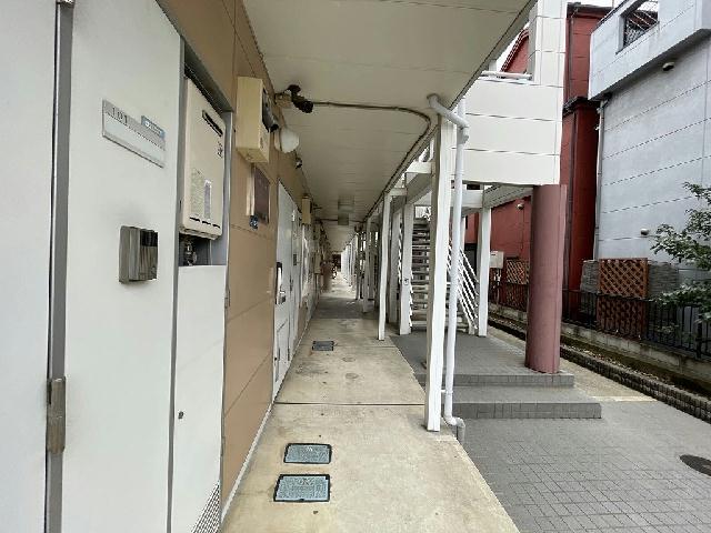 ＪＲ常磐線 金町駅 バス乗車時間：13分 最寄りバス停で下車 徒歩5分 2階建 築23年の外観写真