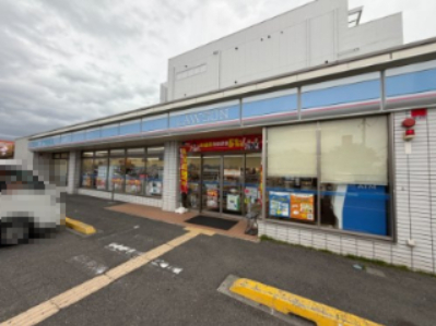 コンビニ　ローソン内環豊中服部寿町（コンビニ）まで1318m