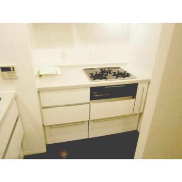 キッチン　※写真は同タイプ住戸です。