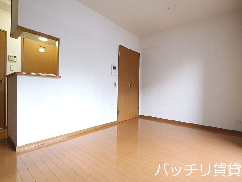 居室・リビング　画像は別号室タイプの為、現状を優先致します。