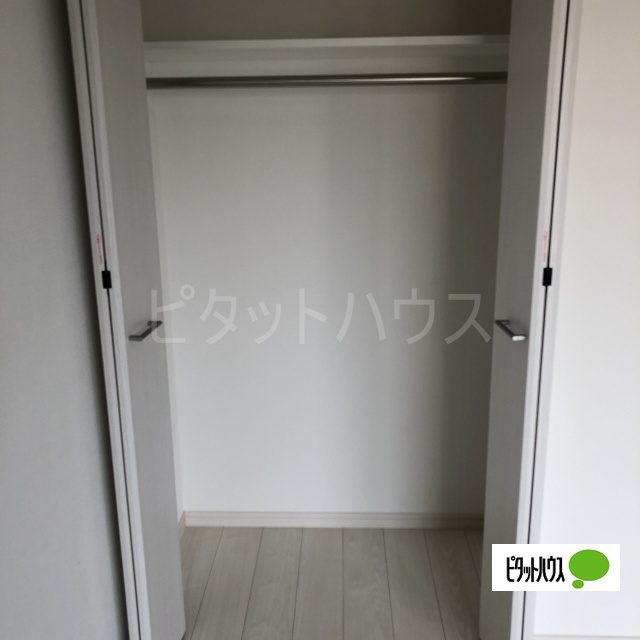 収納　クローゼット