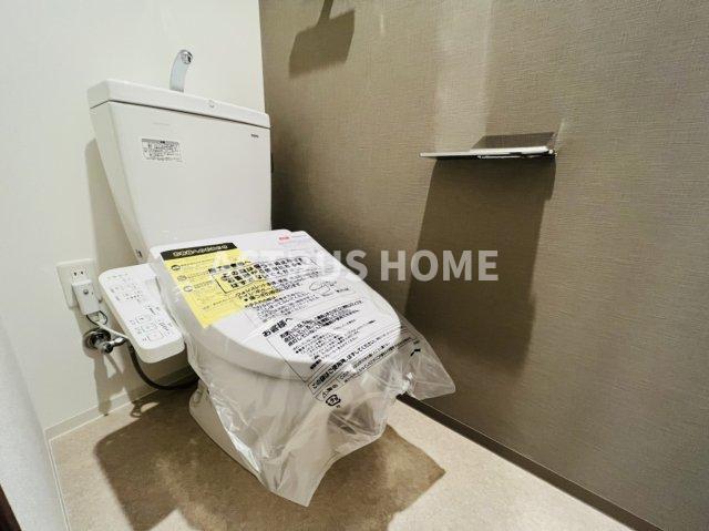 ＪＲ大阪環状線 寺田町駅 徒歩7分 8階建 築4年のトイレ写真