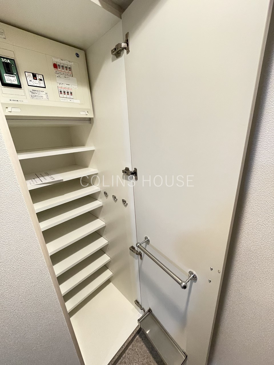 玄関　同タイプ別部屋画像