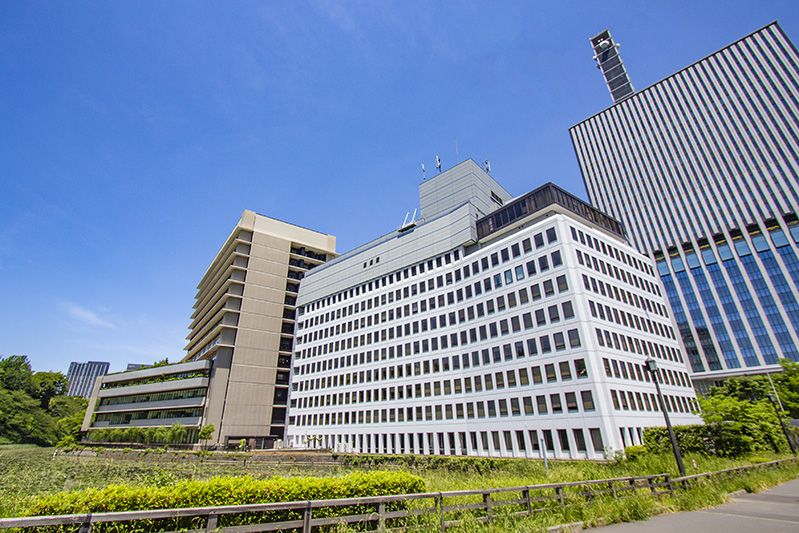 役所　千代田区役所（役所）まで252m