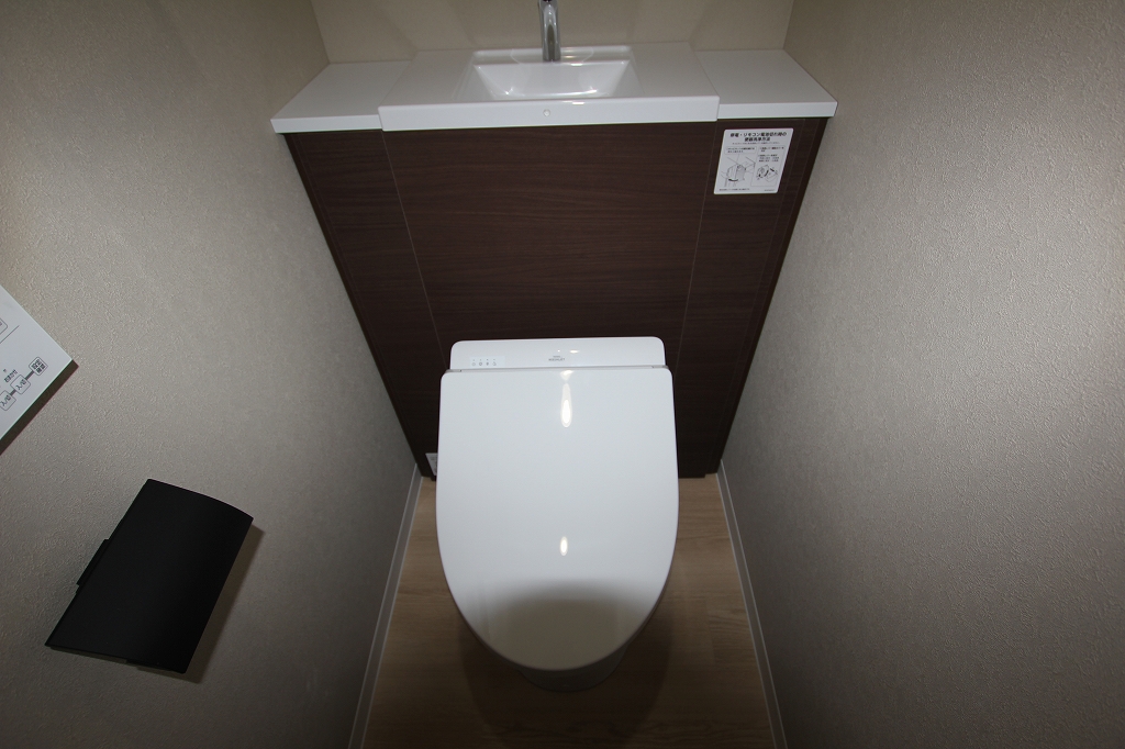 ＪＲ福塩線 横尾駅 徒歩25分 2階建 築3年のトイレ写真