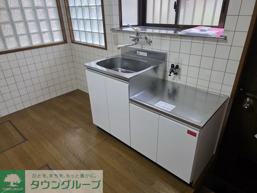 東武東上線 上板橋駅 徒歩5分 3階建 築54年のキッチン写真