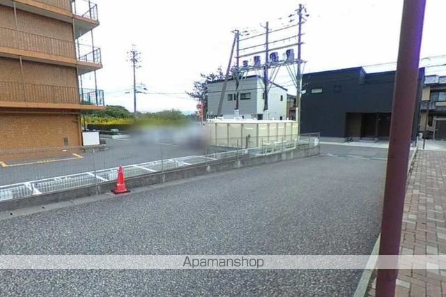 その他　側面道路（その他）まで0m