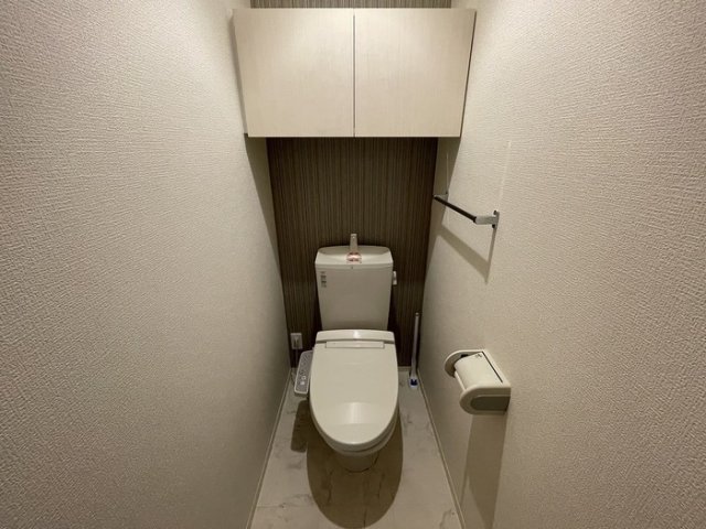 ＪＲ東海道本線 南草津駅 徒歩20分 3階建 築13年のトイレ写真