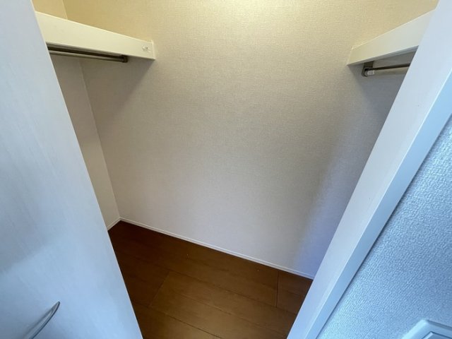 ＪＲ東海道本線 南草津駅 徒歩20分 3階建 築13年の内装写真