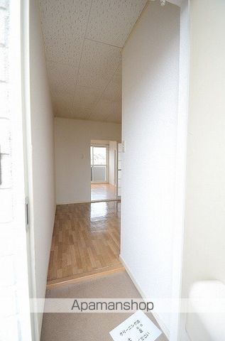 つくばエクスプレス 八潮駅 徒歩27分 2階建 築34年の玄関写真