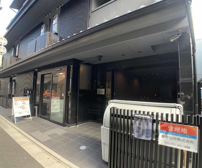 サンクトスコート五条室町の外観写真