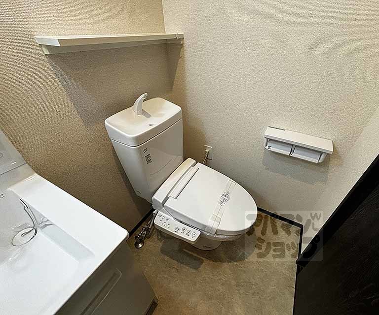 サンクトスコート五条室町のトイレ写真